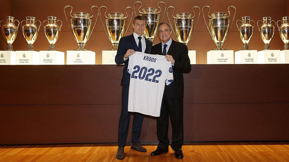 Toni Kroos ingin pensiun di Real Madrid Copyright: © 